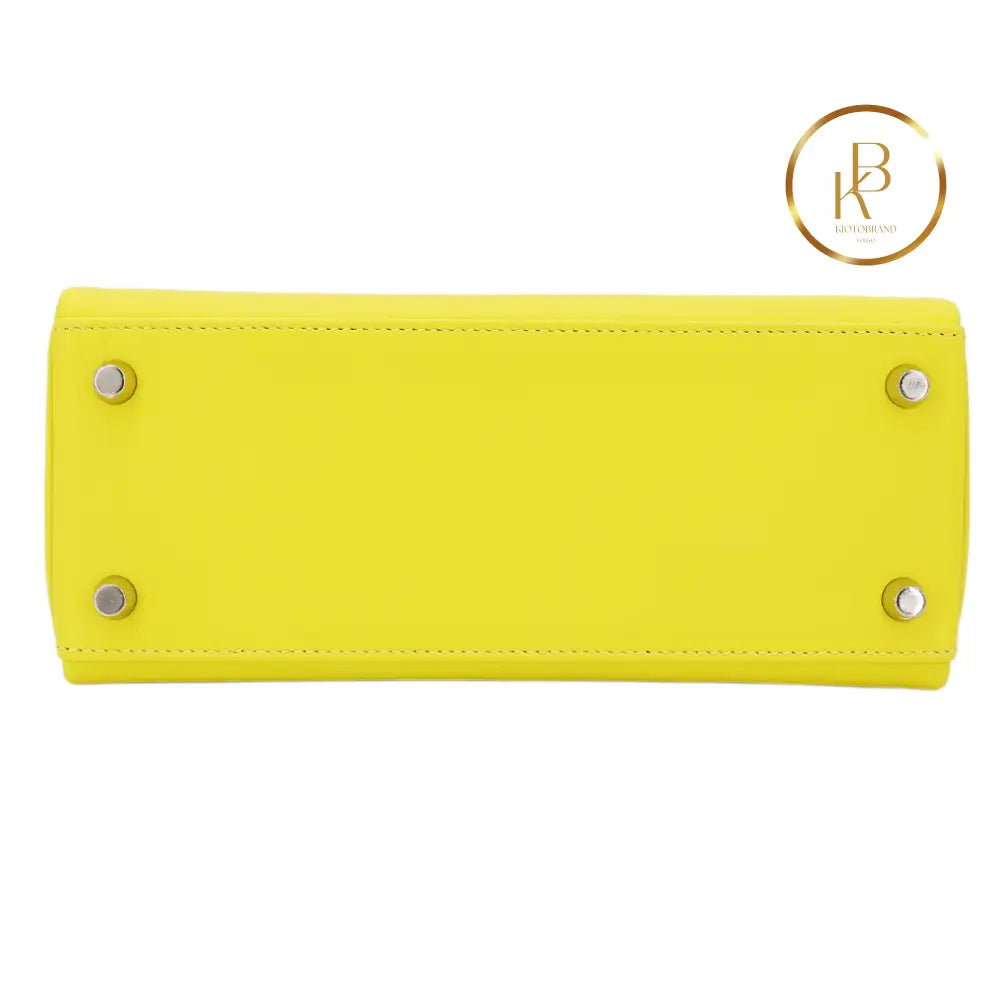 Kelly 25 Lime Swift Palladium Handbags
