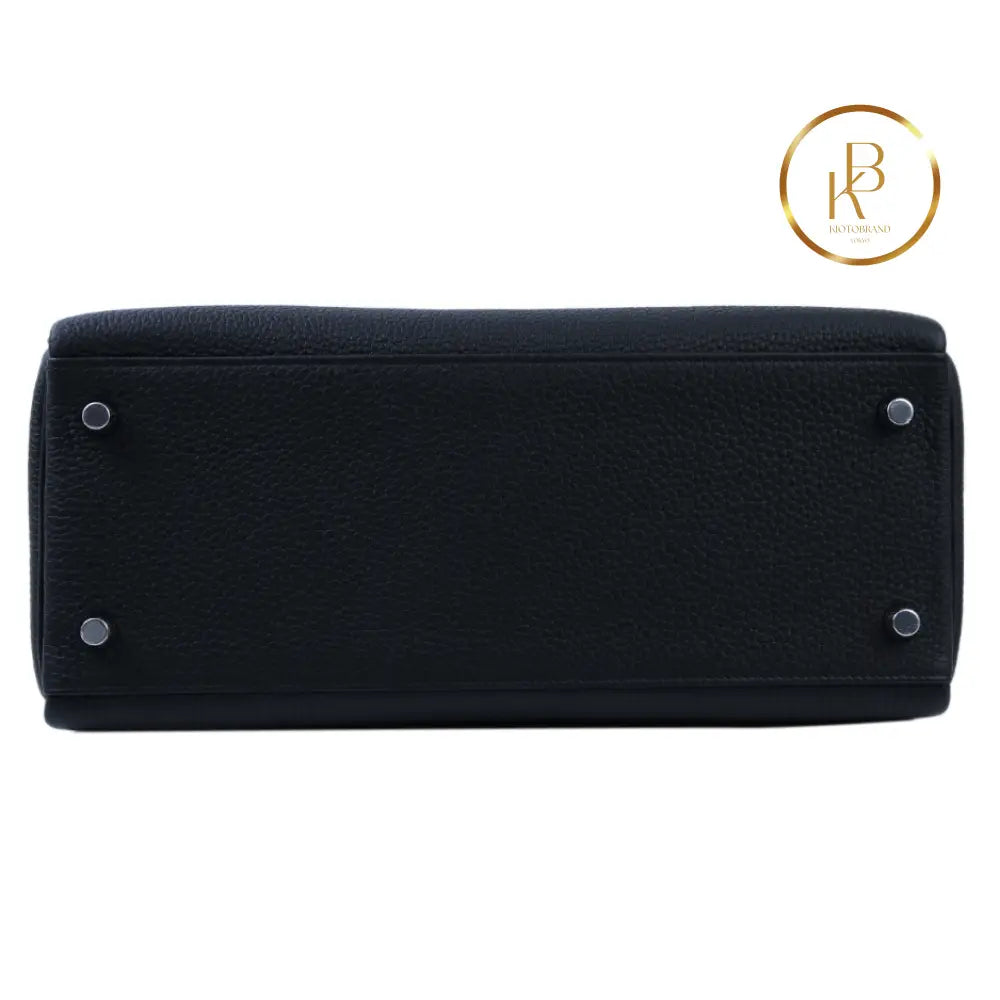 Kelly 28 Black Togo Palladium Handbags