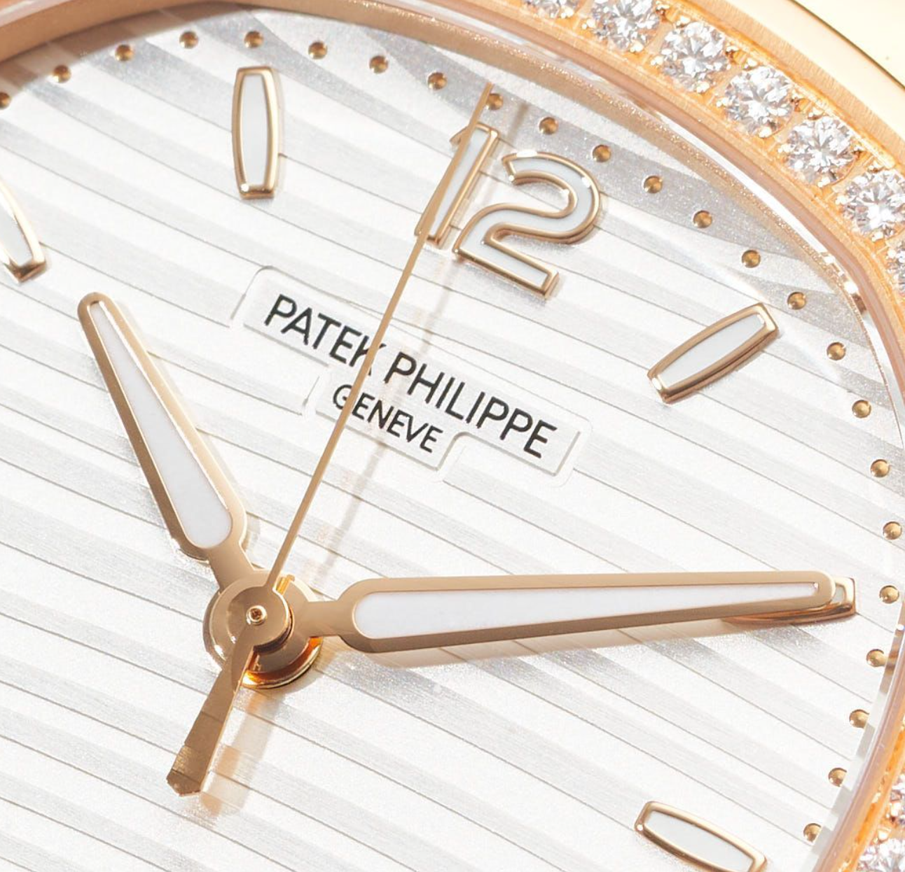 Patek Philippe Nautilus 7118/1200R Ladies Watches