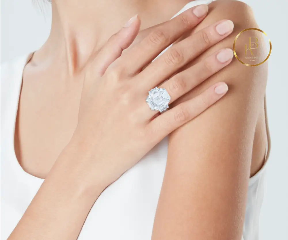 Exceptional Harry Winston Diamond Ring