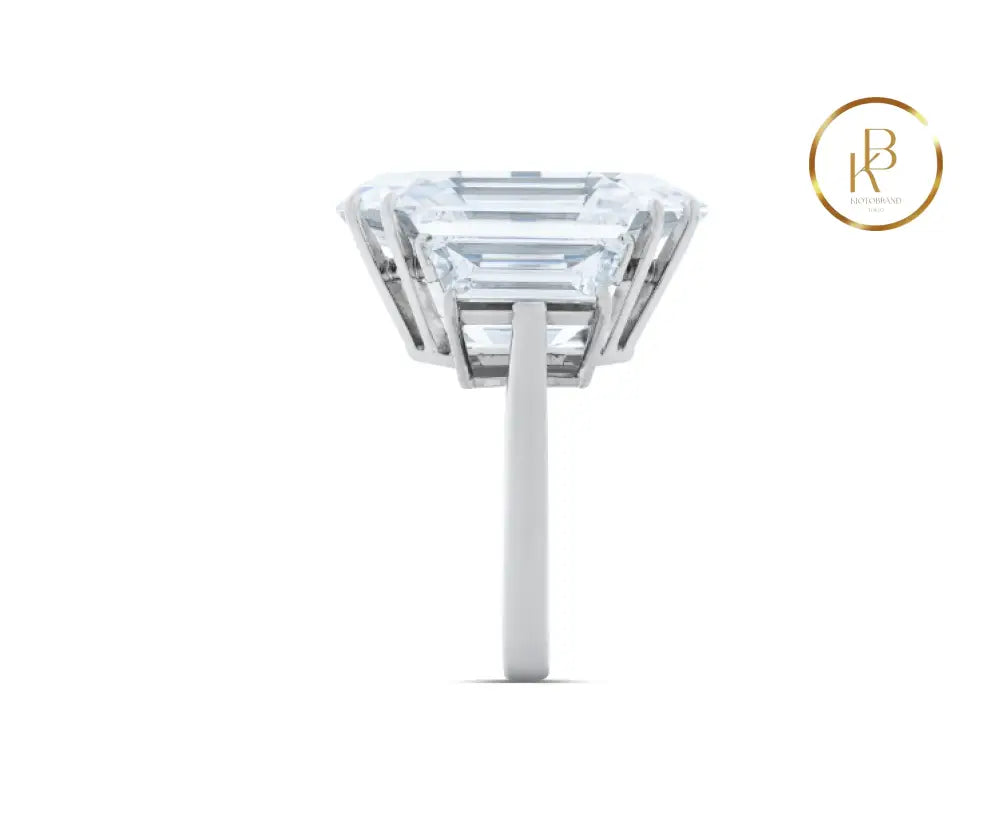 Exceptional Harry Winston Diamond Ring