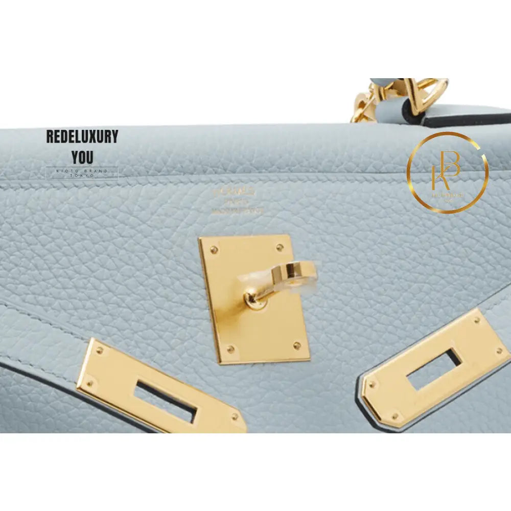 Kelly 28 Bleu Brume Clemence Retourne