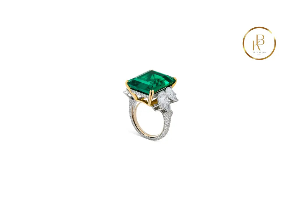 Harry Winston Emerald & Diamond Ring