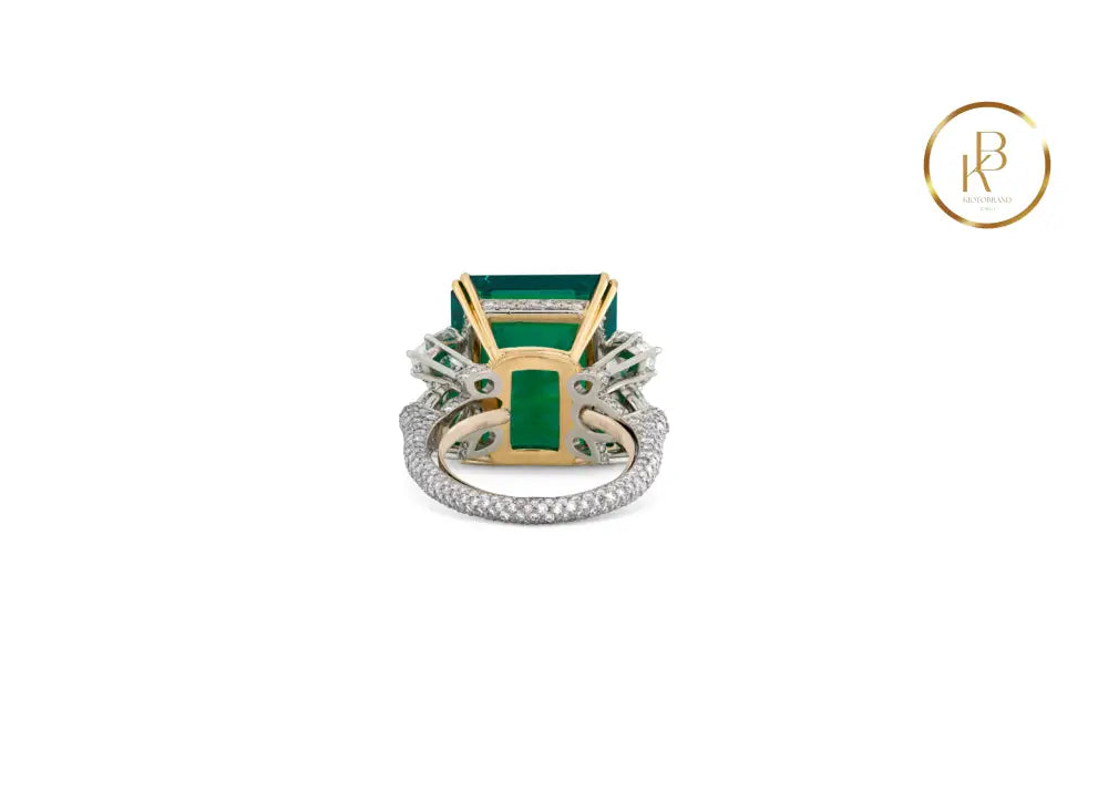 Harry Winston Emerald & Diamond Ring