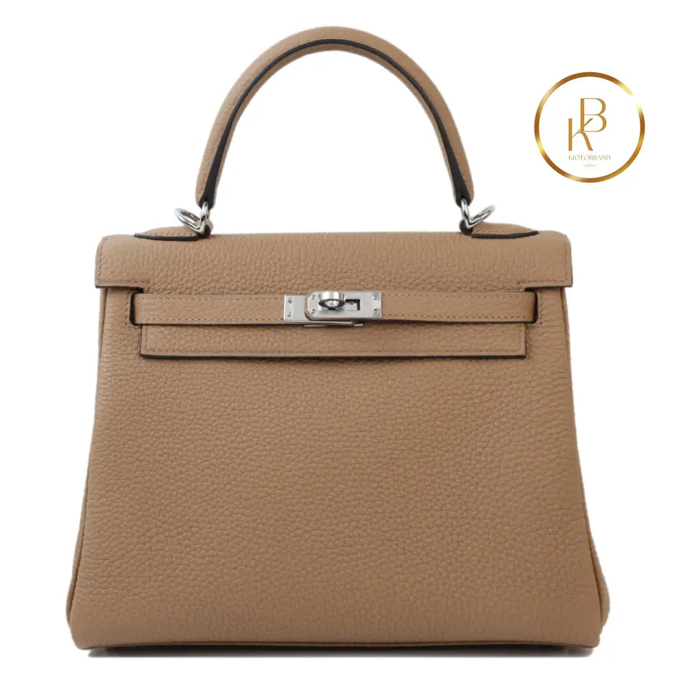 Kelly 25 Chai Togo Palladium Handbags