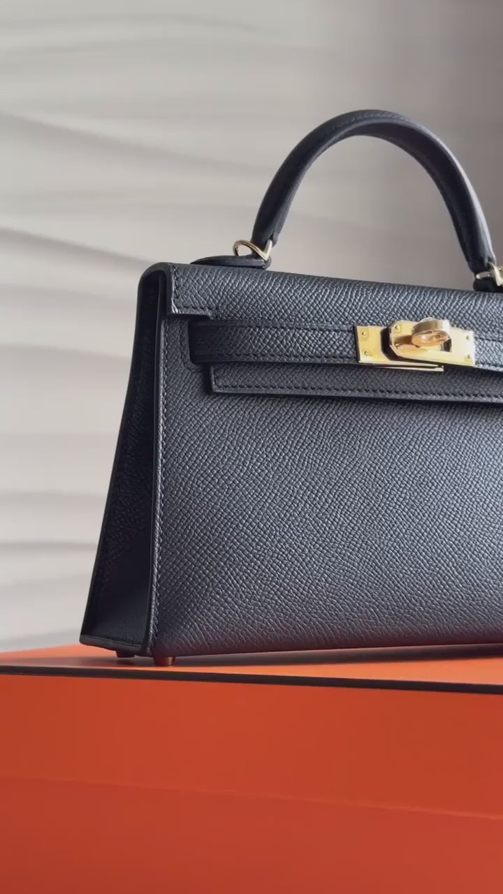 Kelly 20 mini Black Epsom GHW